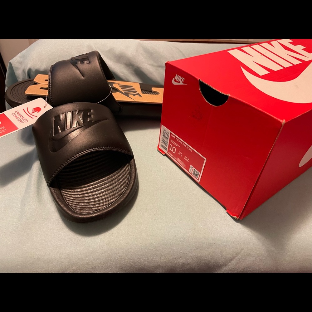 Nike slides men - Picture 1 of 1